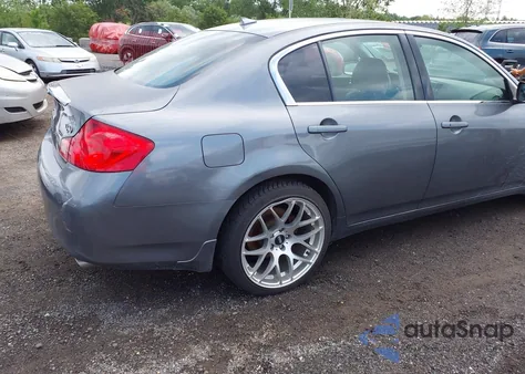 2015 Infiniti Q40 из США, поврежденный, VIN JN1CV6AR5FM524683